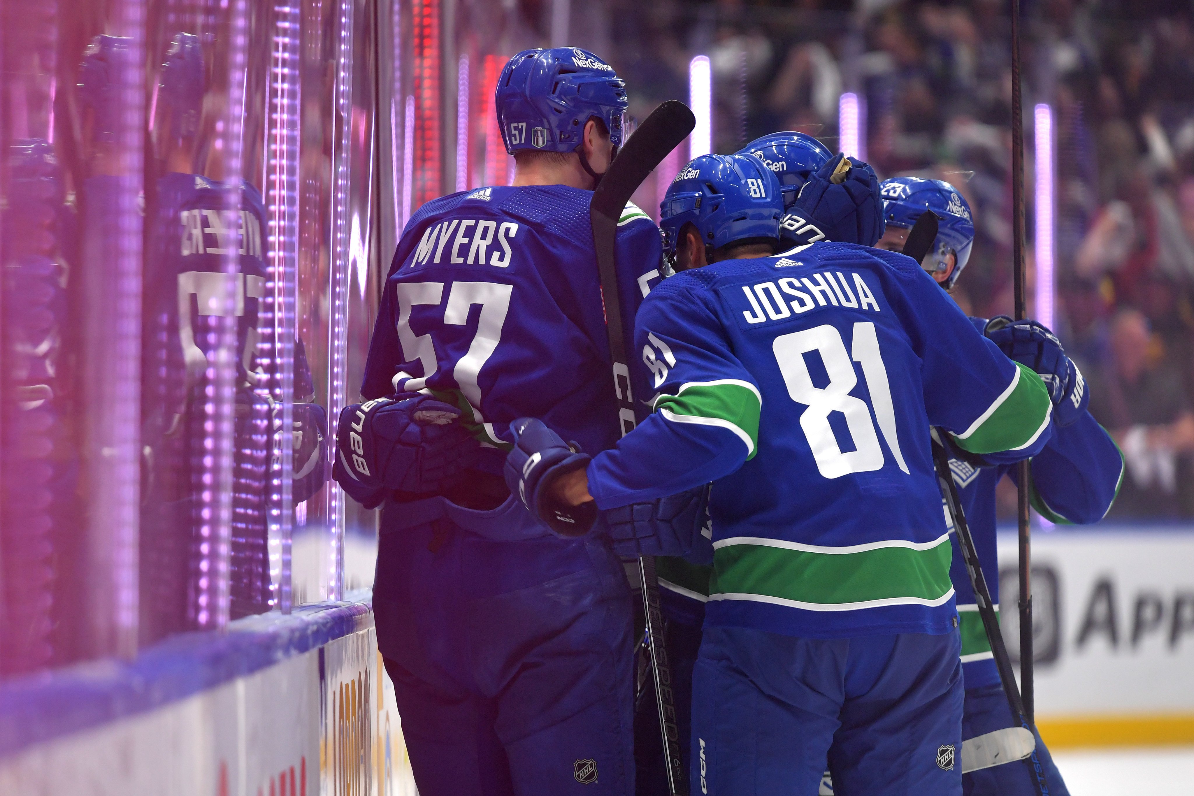 Canucks Claw Out 5-4 Comeback Win Over Oilers In Game 1